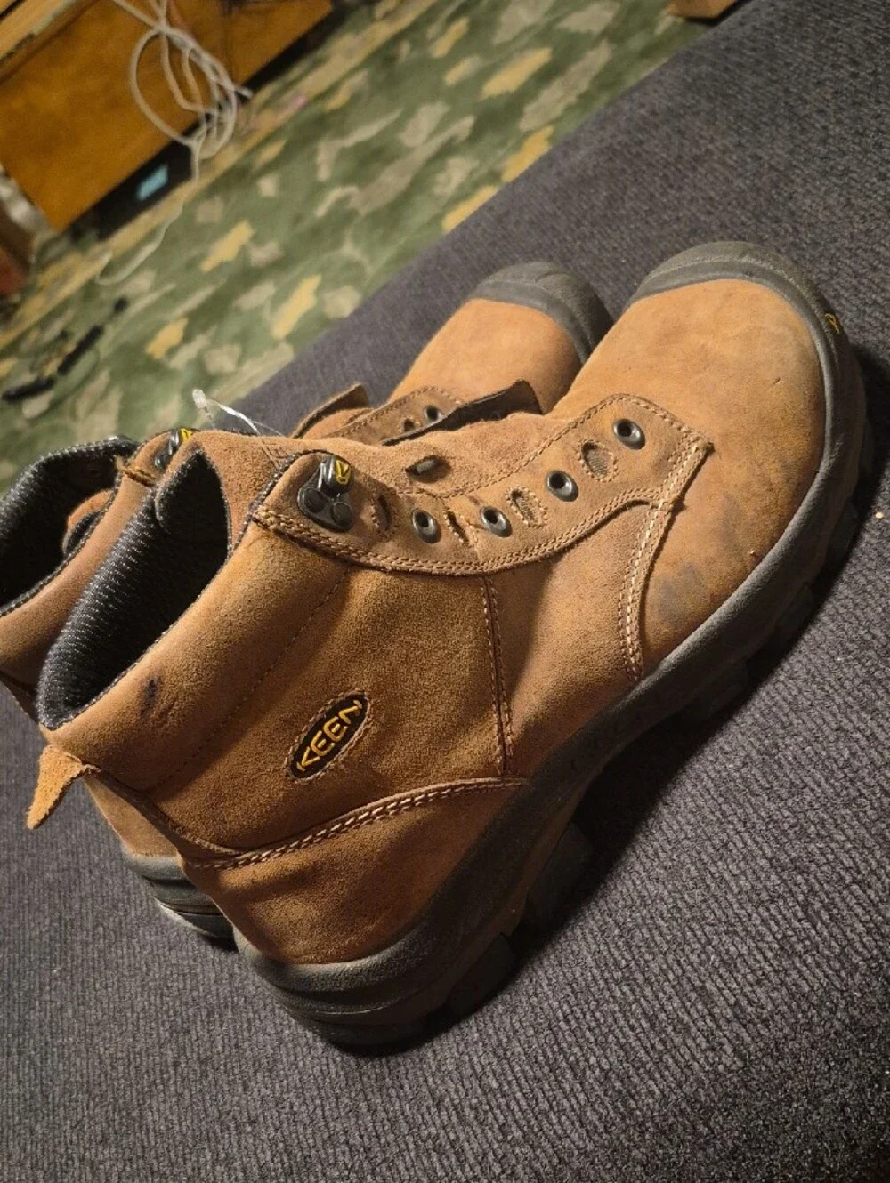 Keen rugged leather
